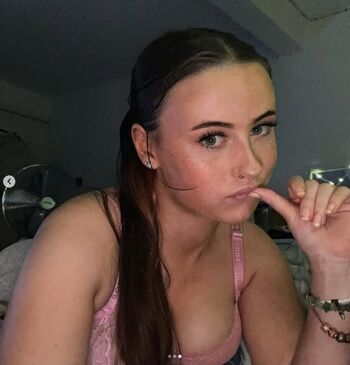 Full leaked Heyitsjules page private onlyfans photo