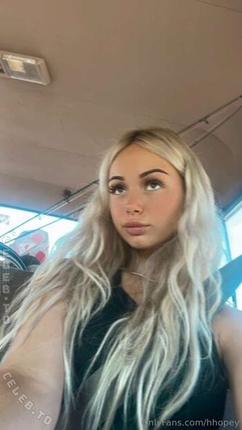 Full leaked Hhopey private onlyfans photo