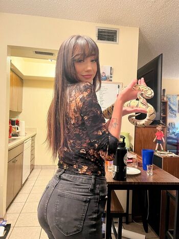 Full leaked Hi justiney private onlyfans photo