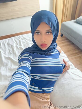 Full leaked Hijab aysha private onlyfans photo