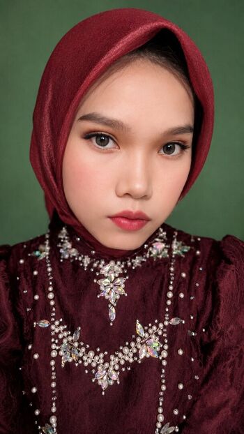 Full leaked Hijab soffia page private onlyfans photo