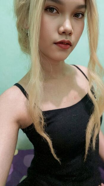 Full leaked Hijab soffia page private onlyfans photo