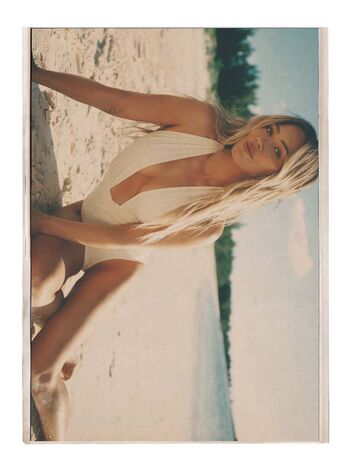 Full leaked Hilary duff private onlyfans photo
