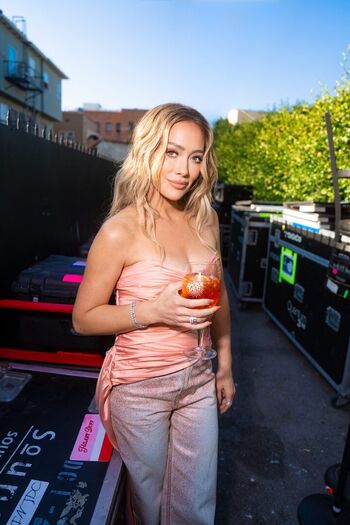 Full leaked Hilary duff private onlyfans photo