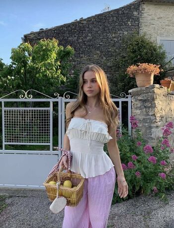 Full leaked Hiley grce private onlyfans photo