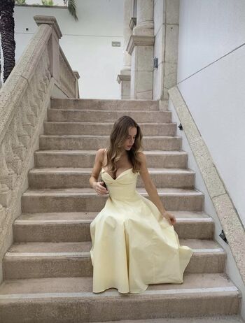 Full leaked Hiley grce private onlyfans photo
