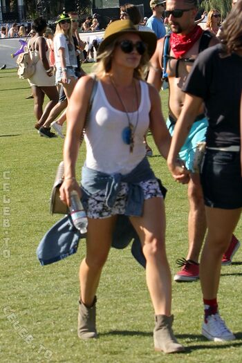 Full leaked Hillary duff page private onlyfans photo