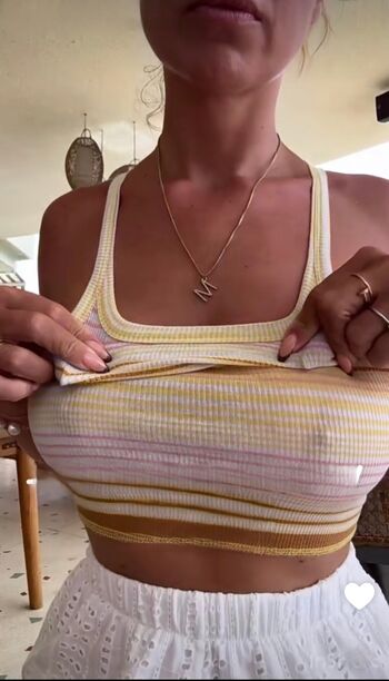 Full leaked Hillary private onlyfans photo