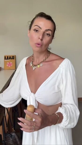 Full leaked Hillary private onlyfans photo