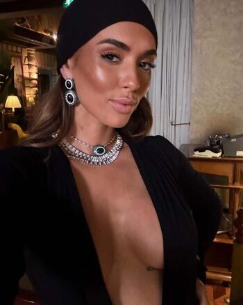 Full leaked Hilona gos page private onlyfans photo