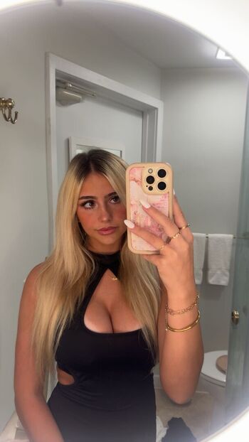 Full leaked Hippicam  page private onlyfans photo
