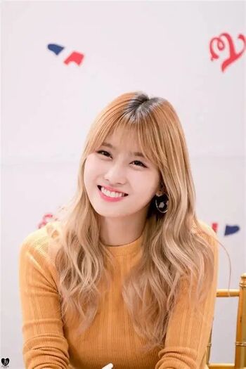 Hirai Momo