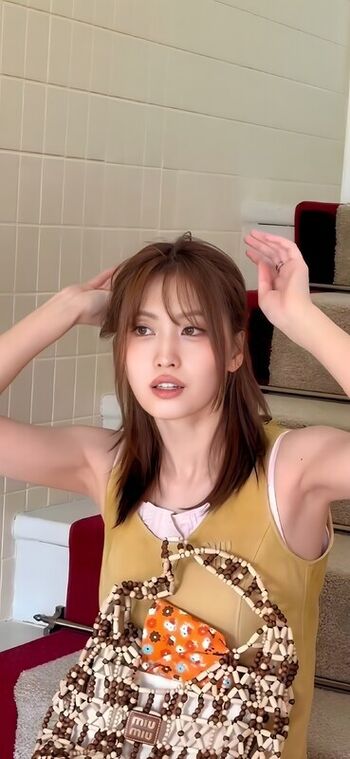Hirai Momo