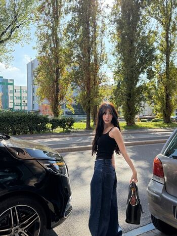 Hirai Momo