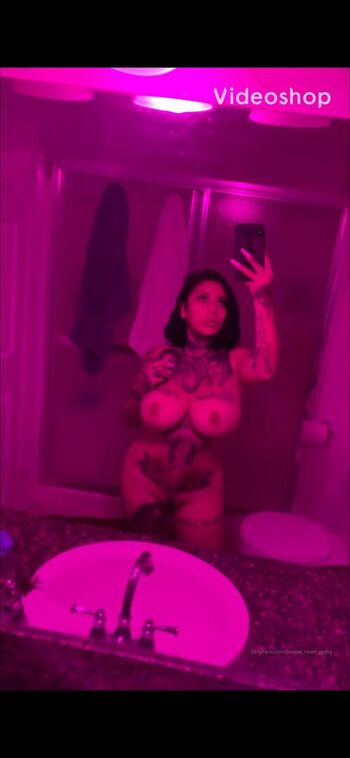 Full leaked Hispanic  page private onlyfans photo