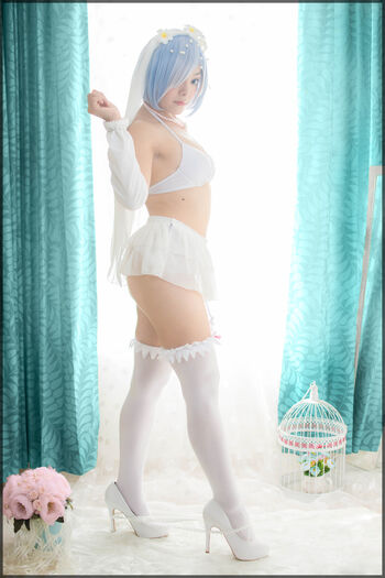 Hitomi Locks