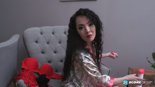 Full leaked Hitomi tanaka page private onlyfans photo