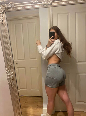 Full leaked Hollieholls page private onlyfans photo