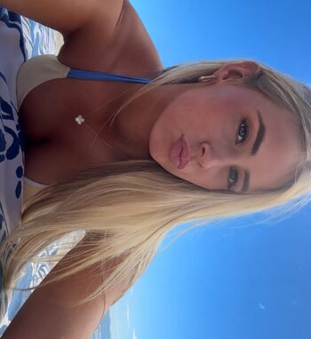 Full leaked Holly griffithss private onlyfans photo