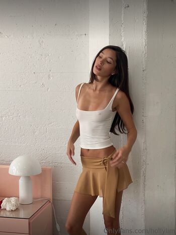 Holly Lim