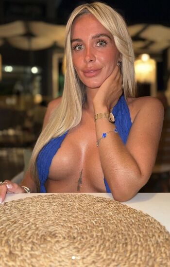 Full leaked Holly petitex private onlyfans photo