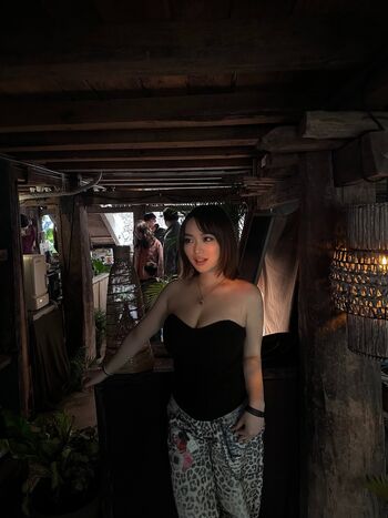 holly_shu_
