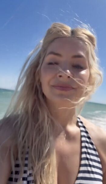 Full leaked Holly willoughby page private onlyfans photo