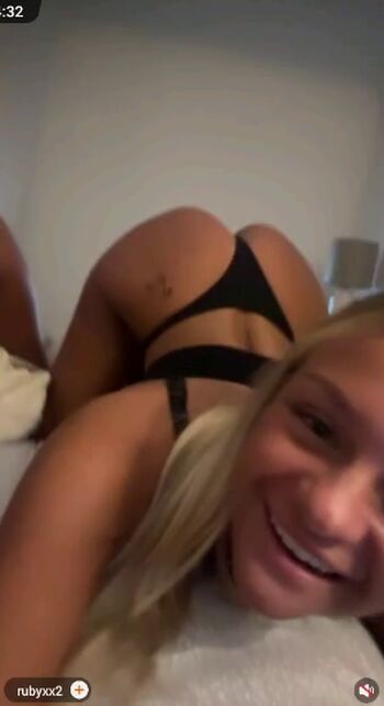 Full leaked Holly private onlyfans photo