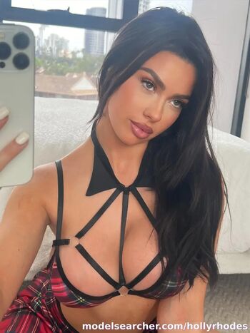 hollyrhodes
