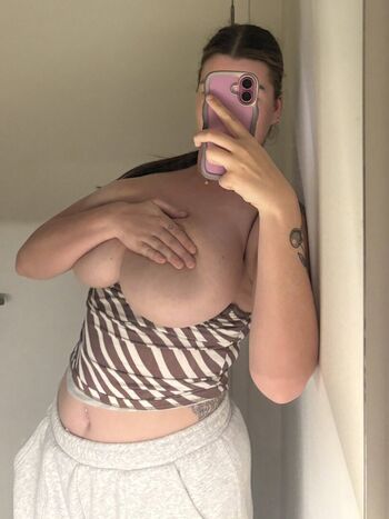 Full leaked Holybribriii private onlyfans photo