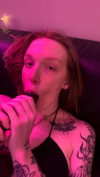 Full leaked Honey bubbless private onlyfans photo