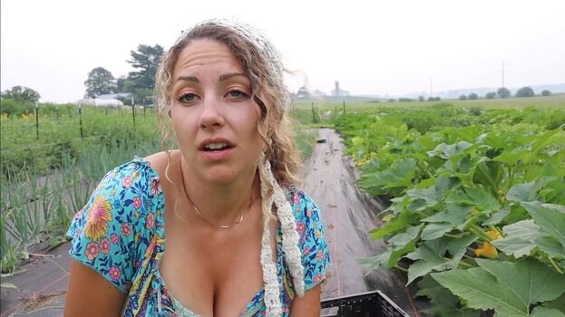 Full leaked Honey trail farm private onlyfans photo