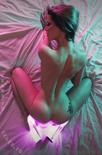Full leaked Honeybabesugarpiie page private onlyfans photo
