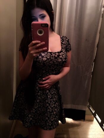 Full leaked Honeydewfawn private onlyfans photo