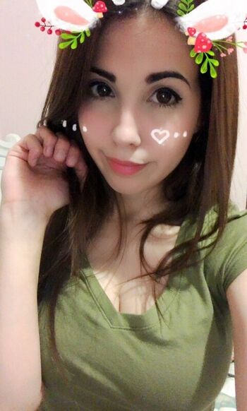 Full leaked Honeydewfawn private onlyfans photo