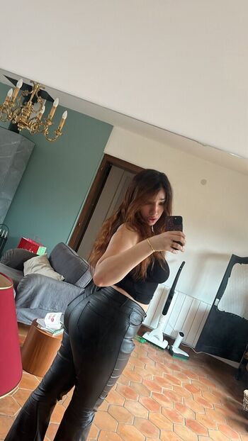 Full leaked Honeymoonblvrdd private onlyfans photo