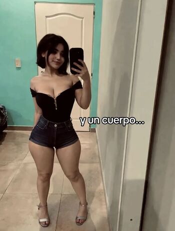 Full leaked Honeymoongirl private onlyfans photo
