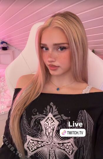 Full leaked Honeypuu  page private onlyfans photo