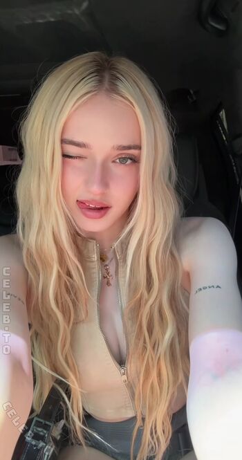 Full leaked Honeypuu  page private onlyfans photo