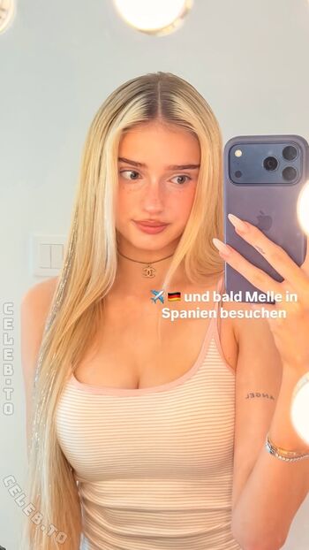 Full leaked Honeypuu private onlyfans photo