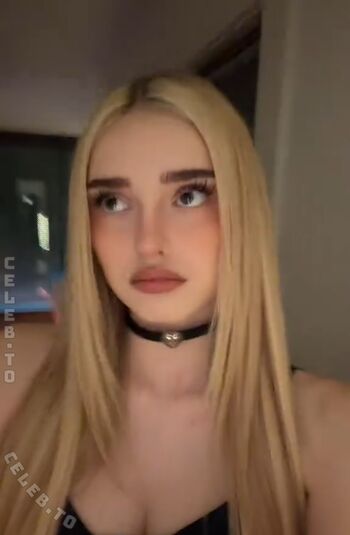 Full leaked Honeypuu page private onlyfans photo