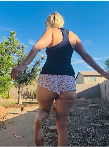 Full leaked Honeysweetdelilah private onlyfans photo