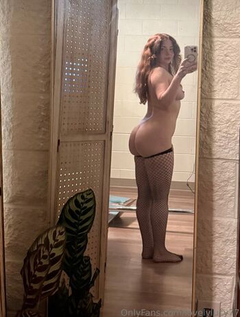 Full leaked Honeythebabee private onlyfans photo