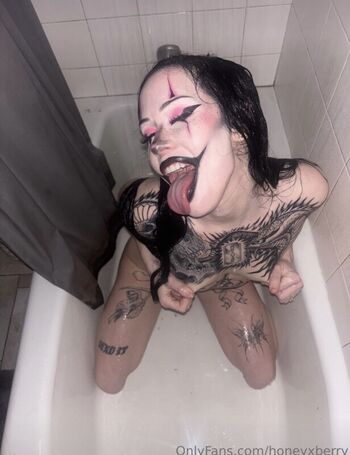 Full leaked Honeyxberry private onlyfans photo