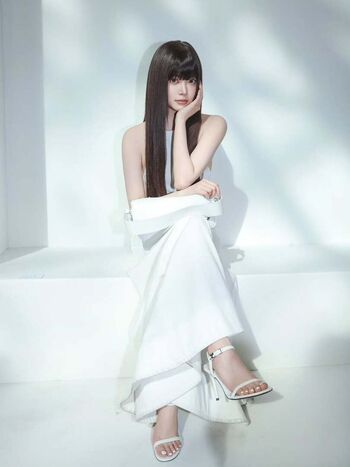 Hong Eunchae 홍은채