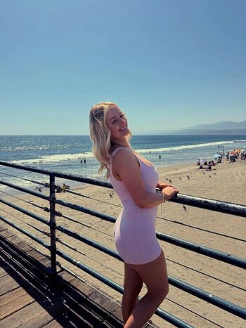 Full leaked Hopeemarie private onlyfans photo