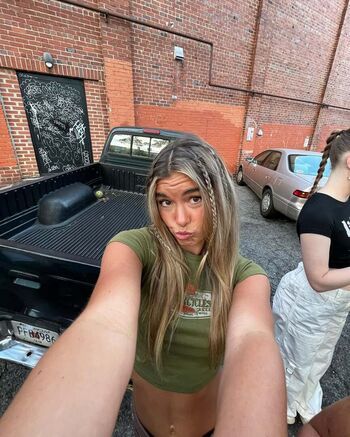 Full leaked Hopie schlenker page private onlyfans photo