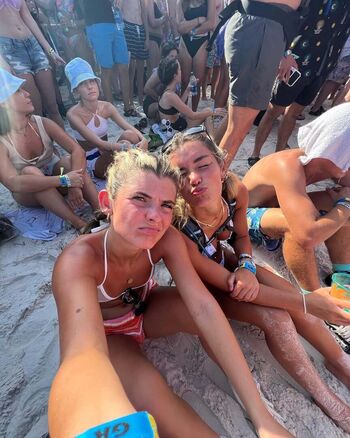 Full leaked Hopie schlenker page private onlyfans photo