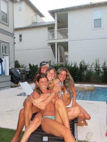 Full leaked Hopie schlenker page private onlyfans photo