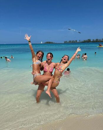 Full leaked Hopie schlenker page private onlyfans photo